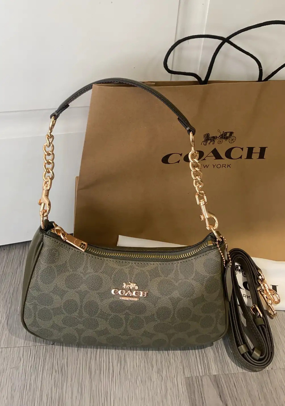 Coach Classic pattern shoulder bag